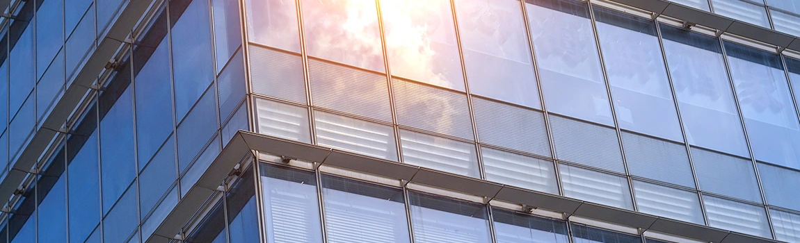 UV-Resistant Glass Experts&nbsp;in Plant City, FL